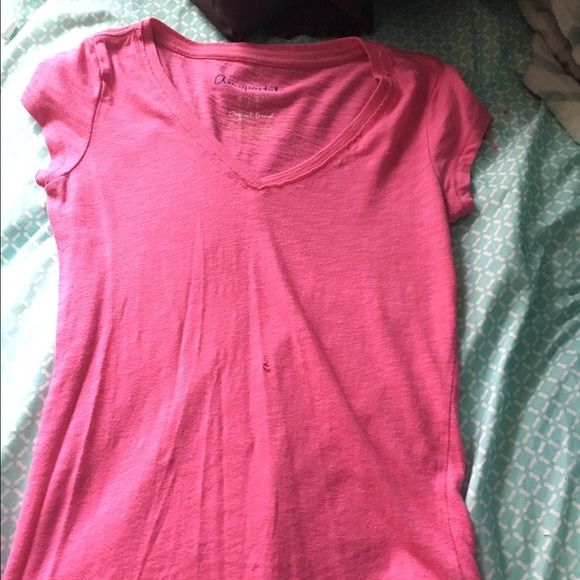 Pink v-neck - Picture 1 of 3