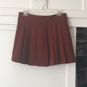 Mini skirt, perfect for fall!