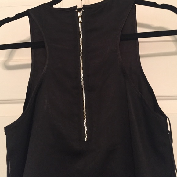 Top - Picture 3 of 3