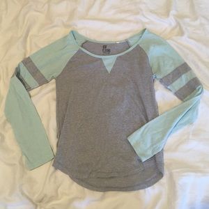 Long sleeve baseball tee