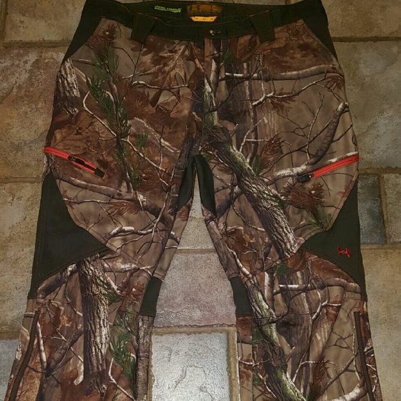 Under Armour scent control camo pants