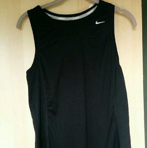 Nike drifit tank