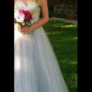 Prom dress