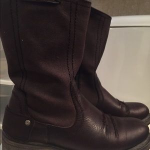 Woman's Harley riding boots.