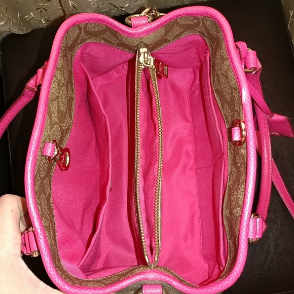 Coach Bag - Picture 7 of 8