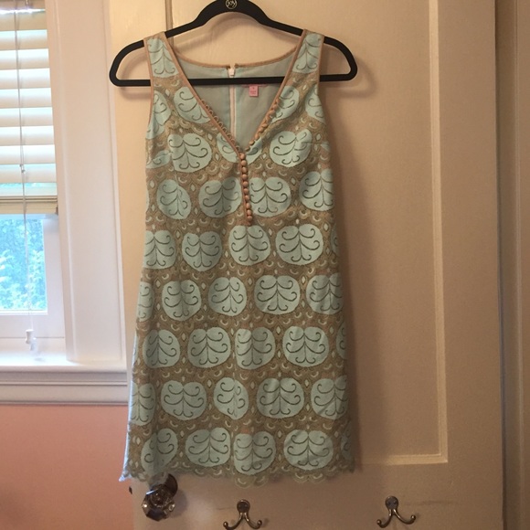 Lilly Pulitzer Shift Dress Gold Foil Lace size 4
