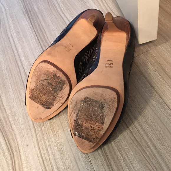 Tory Burch Platform heels - Picture 2 of 3