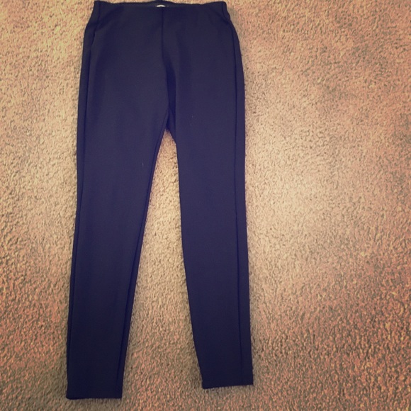Woman's dress up leggings