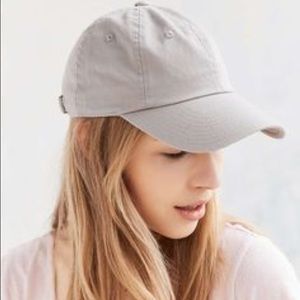 Super cute grey baseball hat