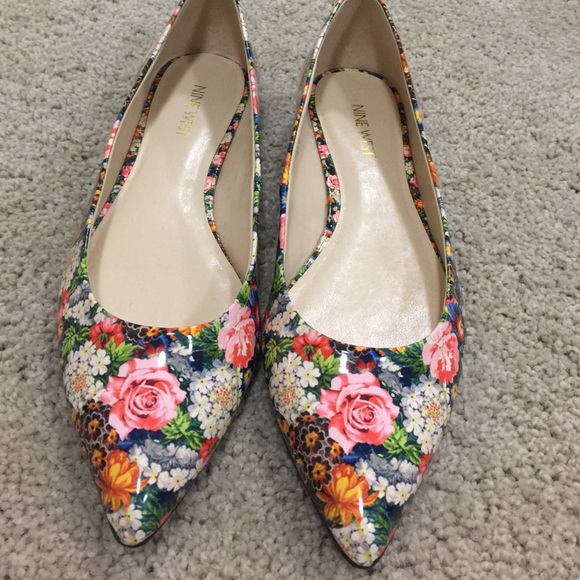 Nine West Flats
