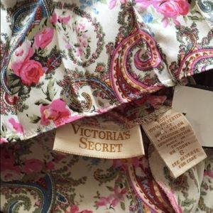 LAST DAY ✨ VICTORIA'S SECRET ✨ floral nightgown