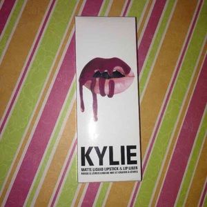 Kylie Lip Kit