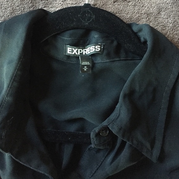 Black sleeveless blouse - Picture 3 of 3