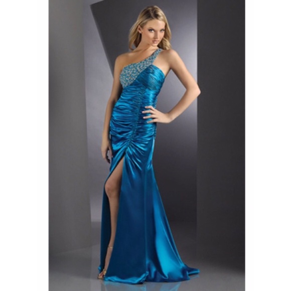 Blue open leg mermaid prom dress💙💫✨