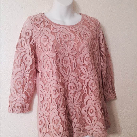 Chico's powder pink lace top.