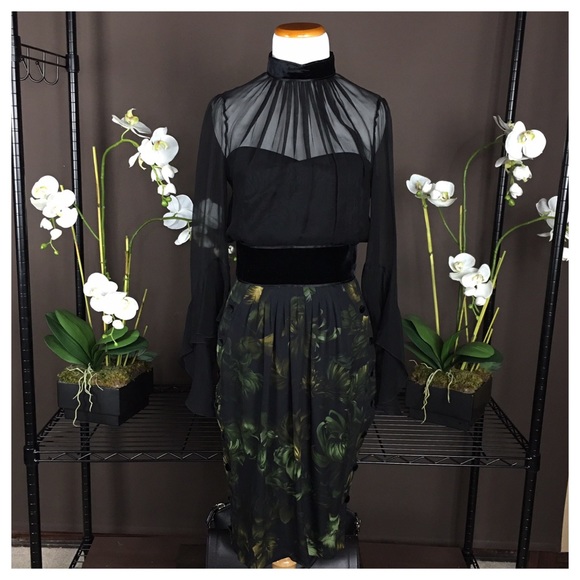 NWOT GUCCI BLACK FLORAL DRESS - Picture 4 of 4