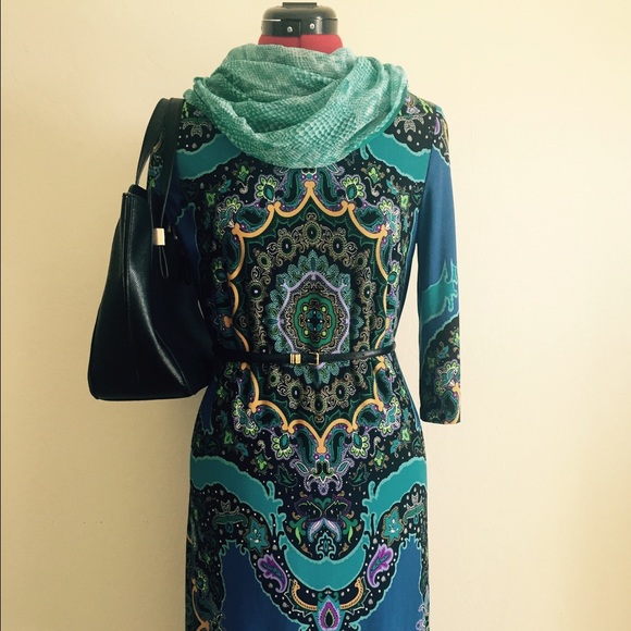 Stretchy sheath dress