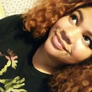 Meet your Posher, Eliana