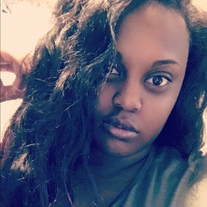 Meet your Posher, Deandrea