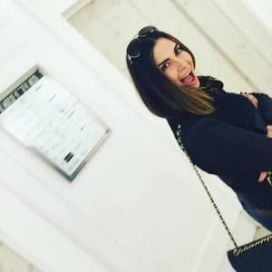 Meet your Posher, Christine