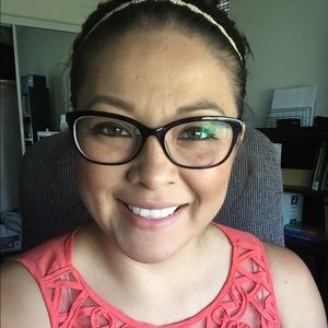 Meet your Posher, Yuli