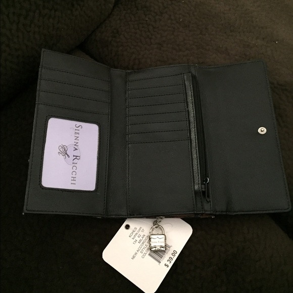 Wallet - Picture 2 of 2