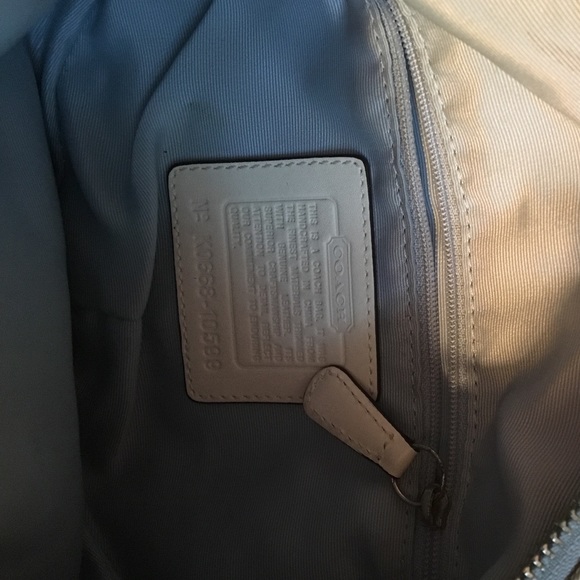 Light blue coach purse! - Picture 2 of 3