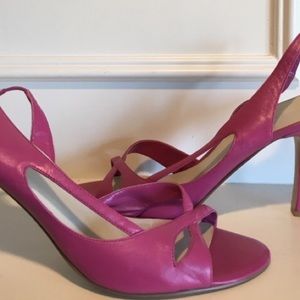 Pink Slingback!
