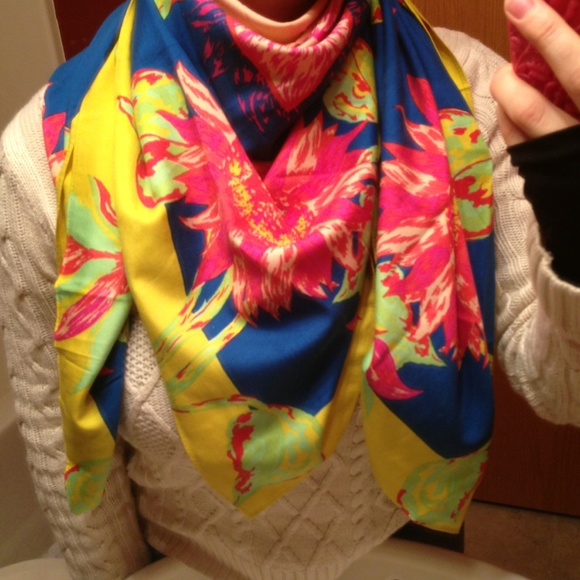 Large Square Bright Colors Scarf - Picture 3 of 4