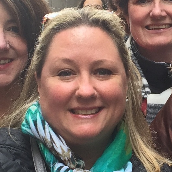 Meet your Posher, Colleen