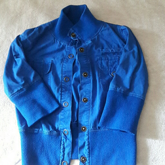 Blue button up jacket - Picture 1 of 3