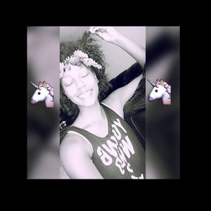 Meet your Posher, Alexia