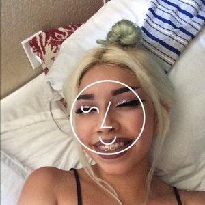 Meet your Posher, Yelitza.