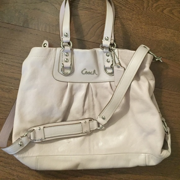 Light pink coach handbag