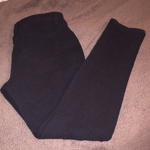 Black leggings