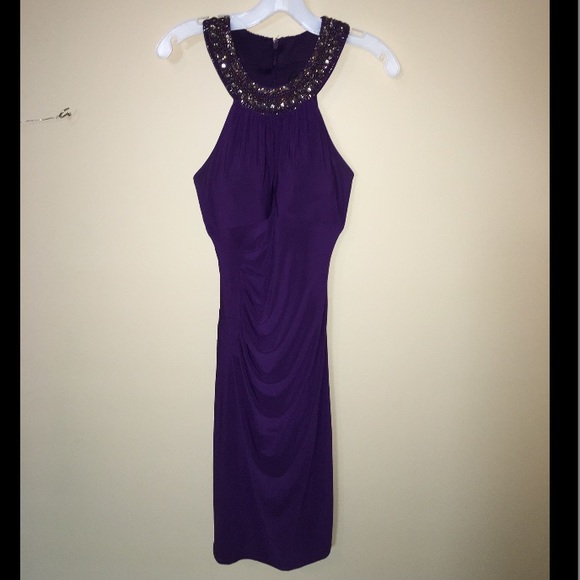 Homecoming/Formal Fitted high neck dress size 2 - Picture 1 of 4