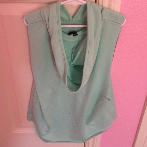 Teal muscle hoodie. - Picture 2 of 4