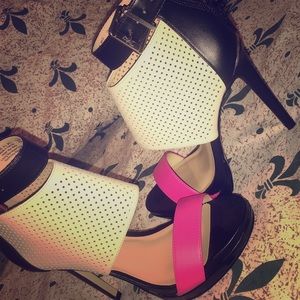 Juicy Couture Heels
