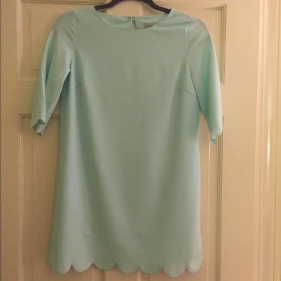 Tobi Scallop Dress