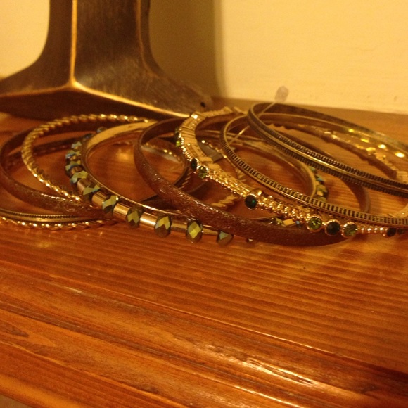 Eclectic Bangle Set - Picture 3 of 4