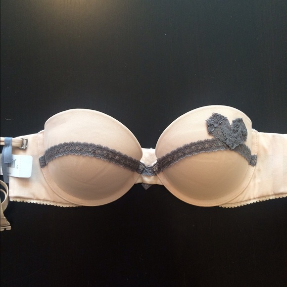 Aerie strapless bra (straps included!)