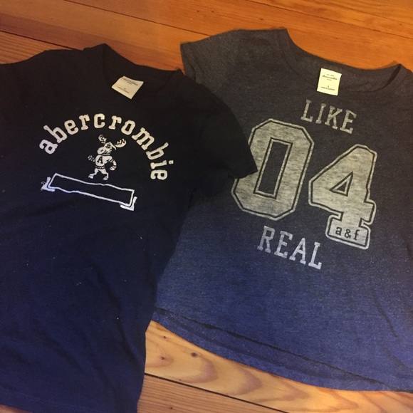 Girls Abercrombie tee shirts