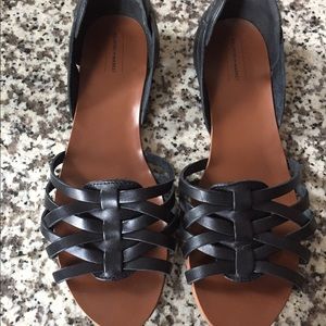 Melrose and market sandals