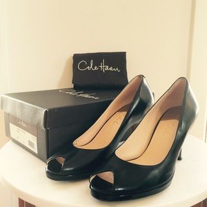 Cole Haan black peep toe Nike air platform pump