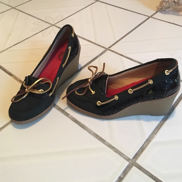 Sorry Topsider Wedge shoes!