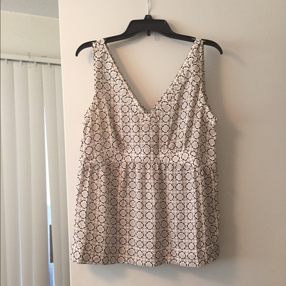 Adorable Loft Geometric Blouse: size 10