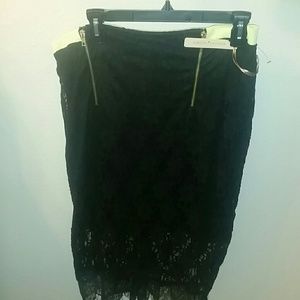 NWT Gibson Latimer black lace skirt
