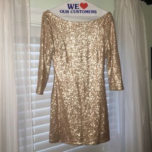 Gold/blush sequin fitted quarter-sleeve dress