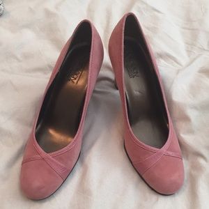 Pink Suede Shoes: size 8.5
