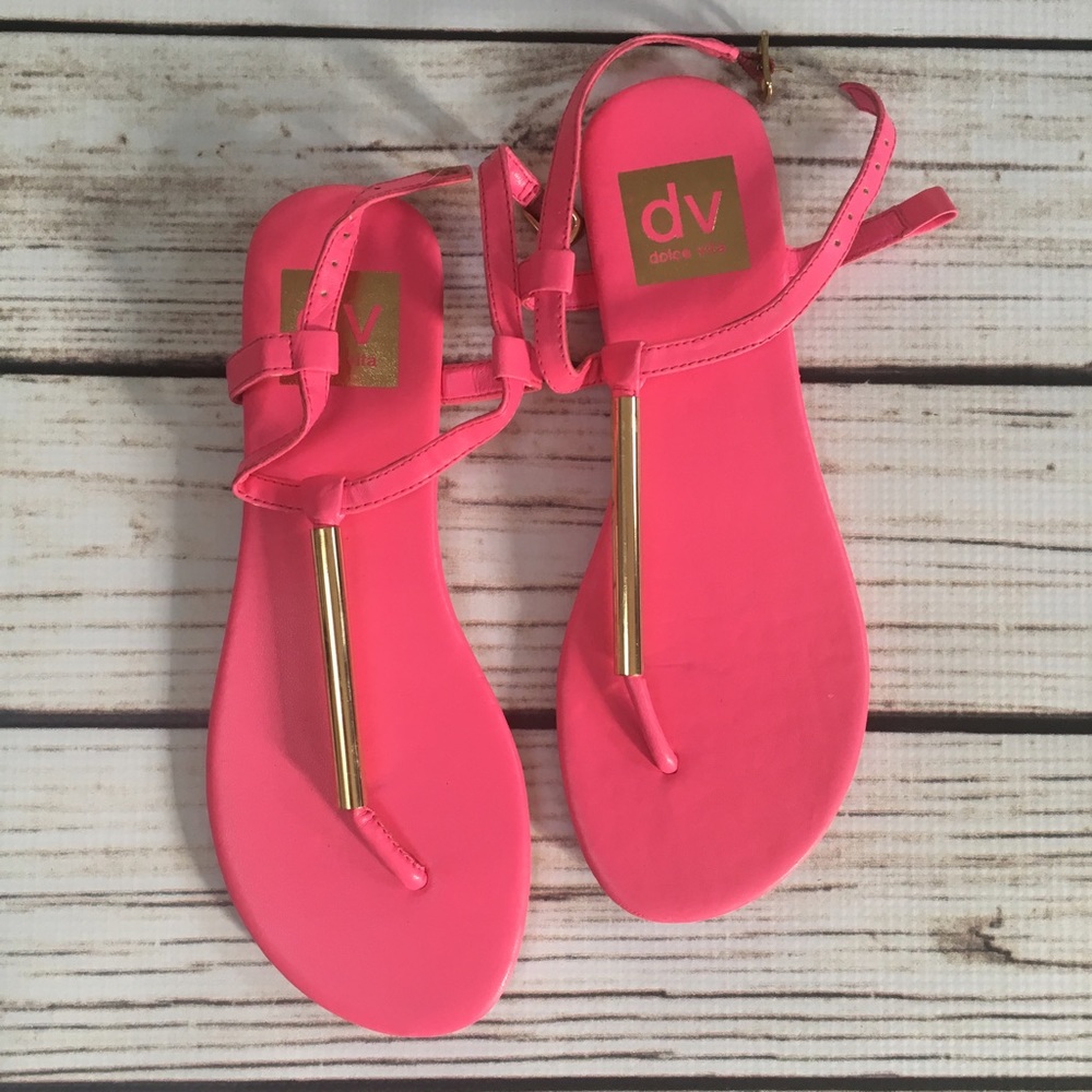 ⚜️BRAND NEW DV Girls Hot Pink Sandals. Size 1Y.